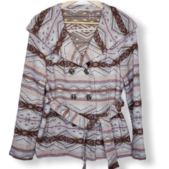 Daughters of the Liberation Aztec Print Coat - Picture 3 of 4